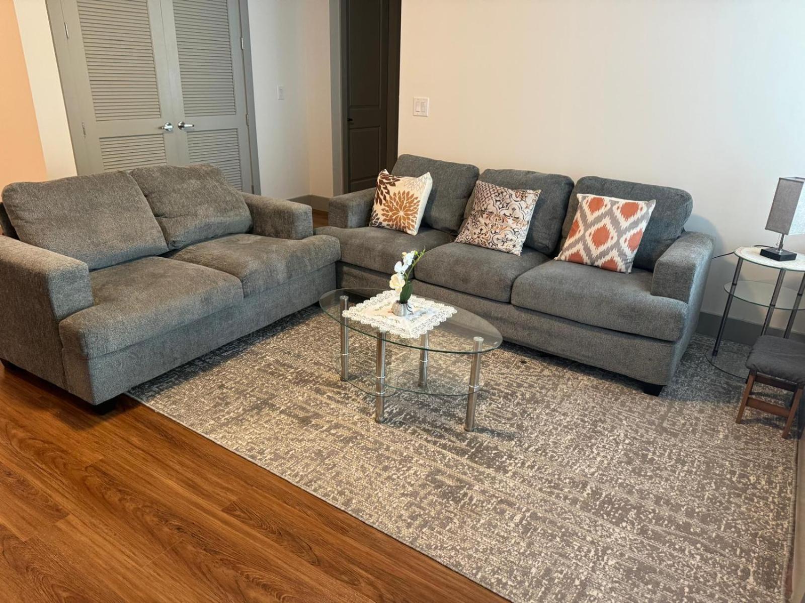 Resort-Style Apartments Near The Galleria Houston Esterno foto