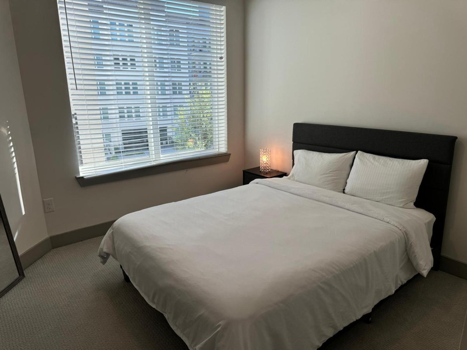 Resort-Style Apartments Near The Galleria Houston Esterno foto
