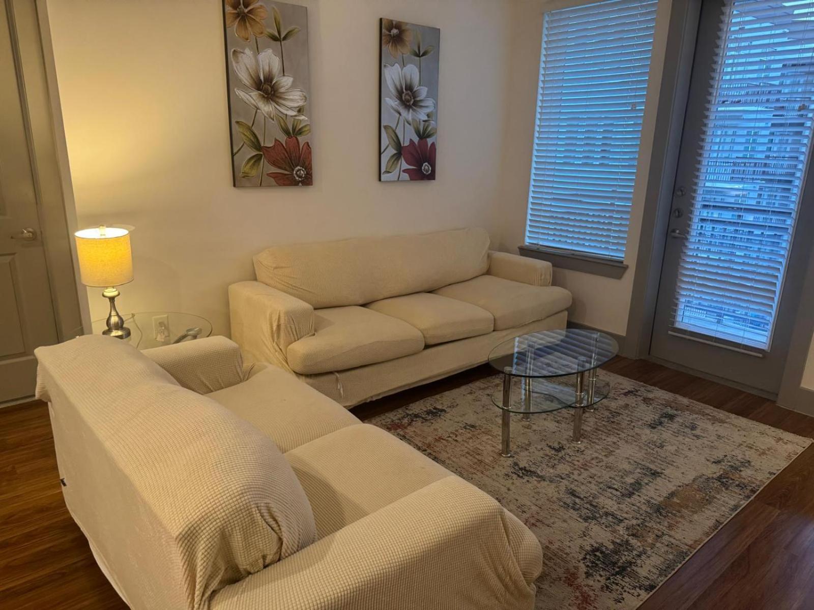 Resort-Style Apartments Near The Galleria Houston Camera foto